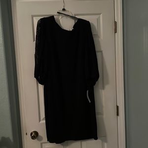 Navy blue women's dress.  20w.